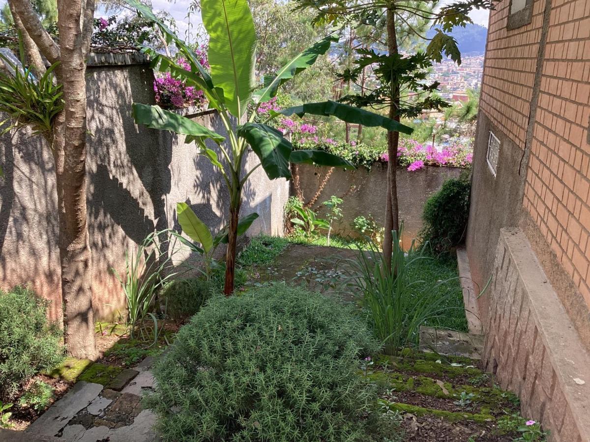 Villa Chezsoa, Antananarivo Buitenkant foto